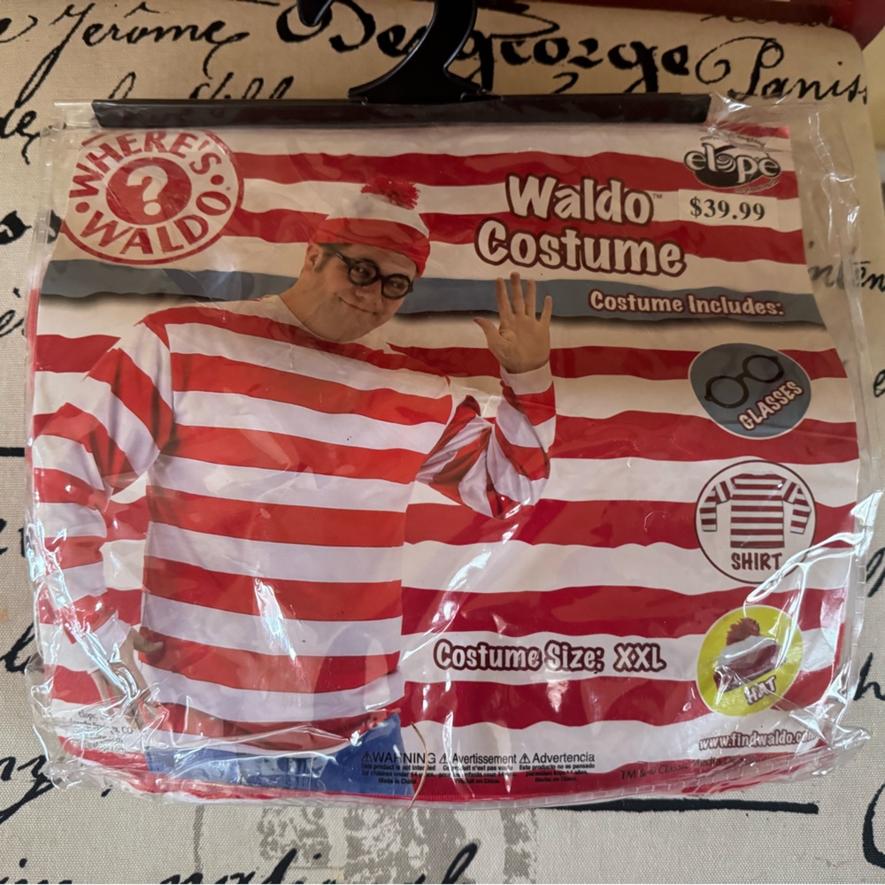 Where's Waldo Costume Men's XXL -- Shirt Hat and Glasses Included